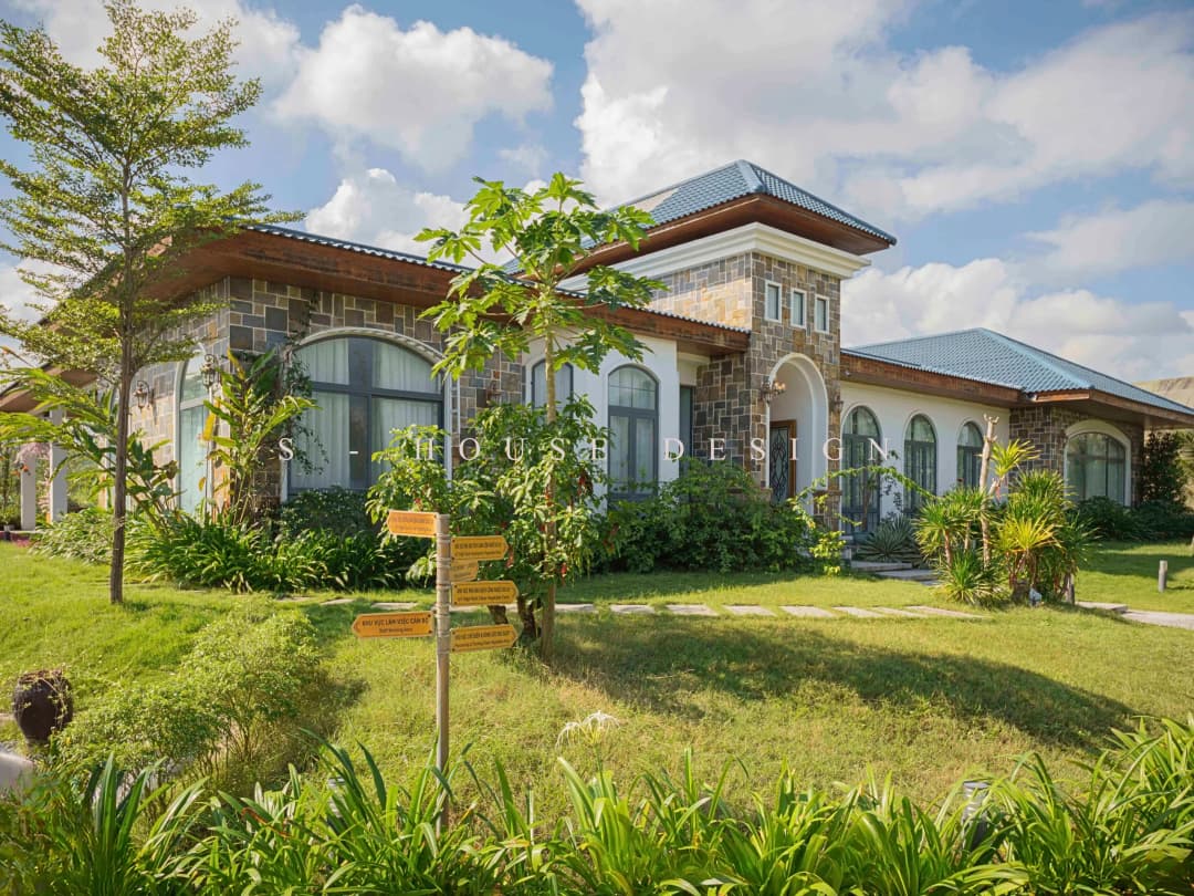 Hoàn thiện biệt thự nghỉ dưỡng Địa Trung Hải 3000m2