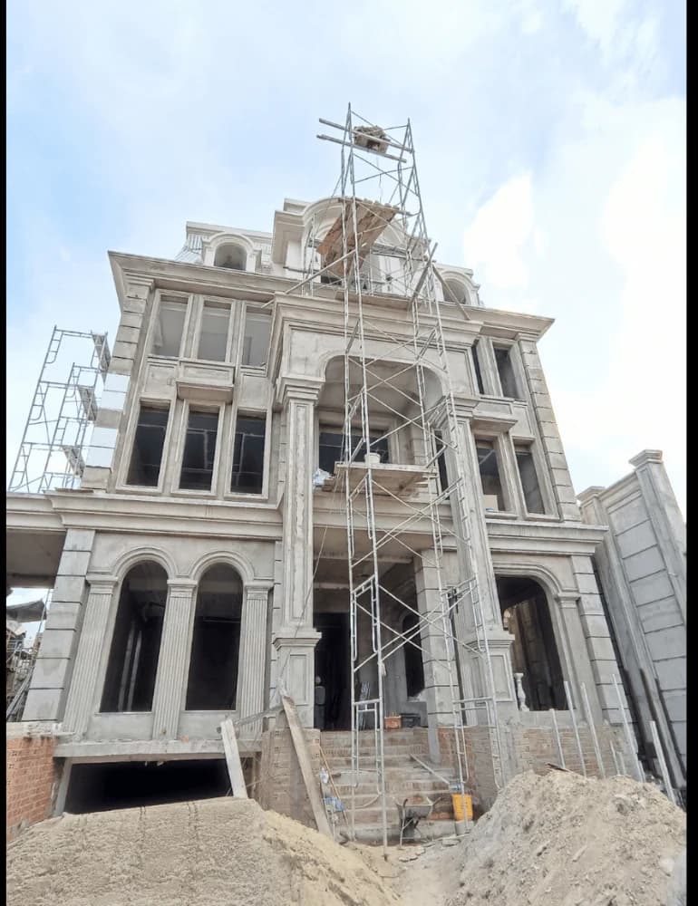 Thi công công trình biệt thự Tân Cổ Điển Hoàng Vân Villa