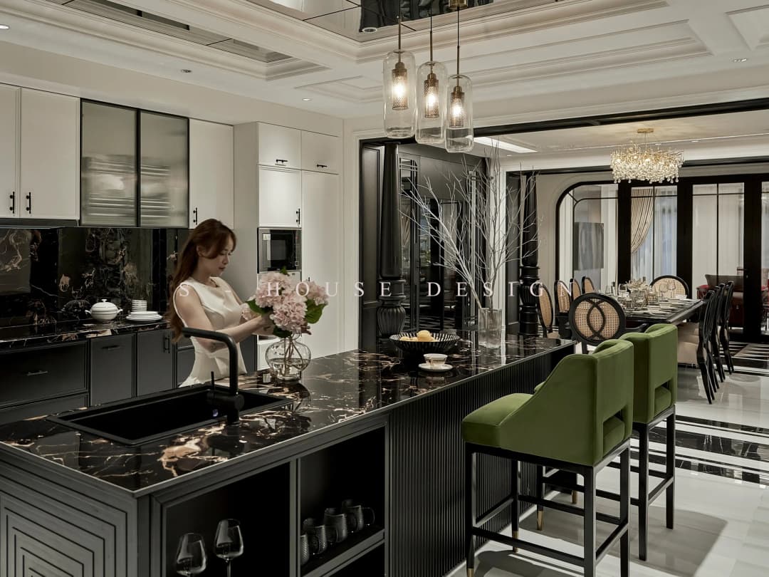 Hoàn thiện nhà phố Tân cổ điển 6 tầng Saly Home tại Nha Trang