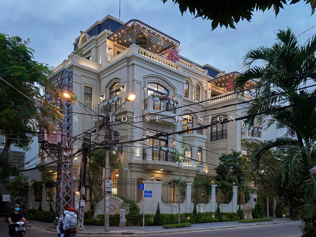 Hoàn thiện biệt thự phố tân cổ điển 4 tầng tại Nha Trang – Sunshine Villa