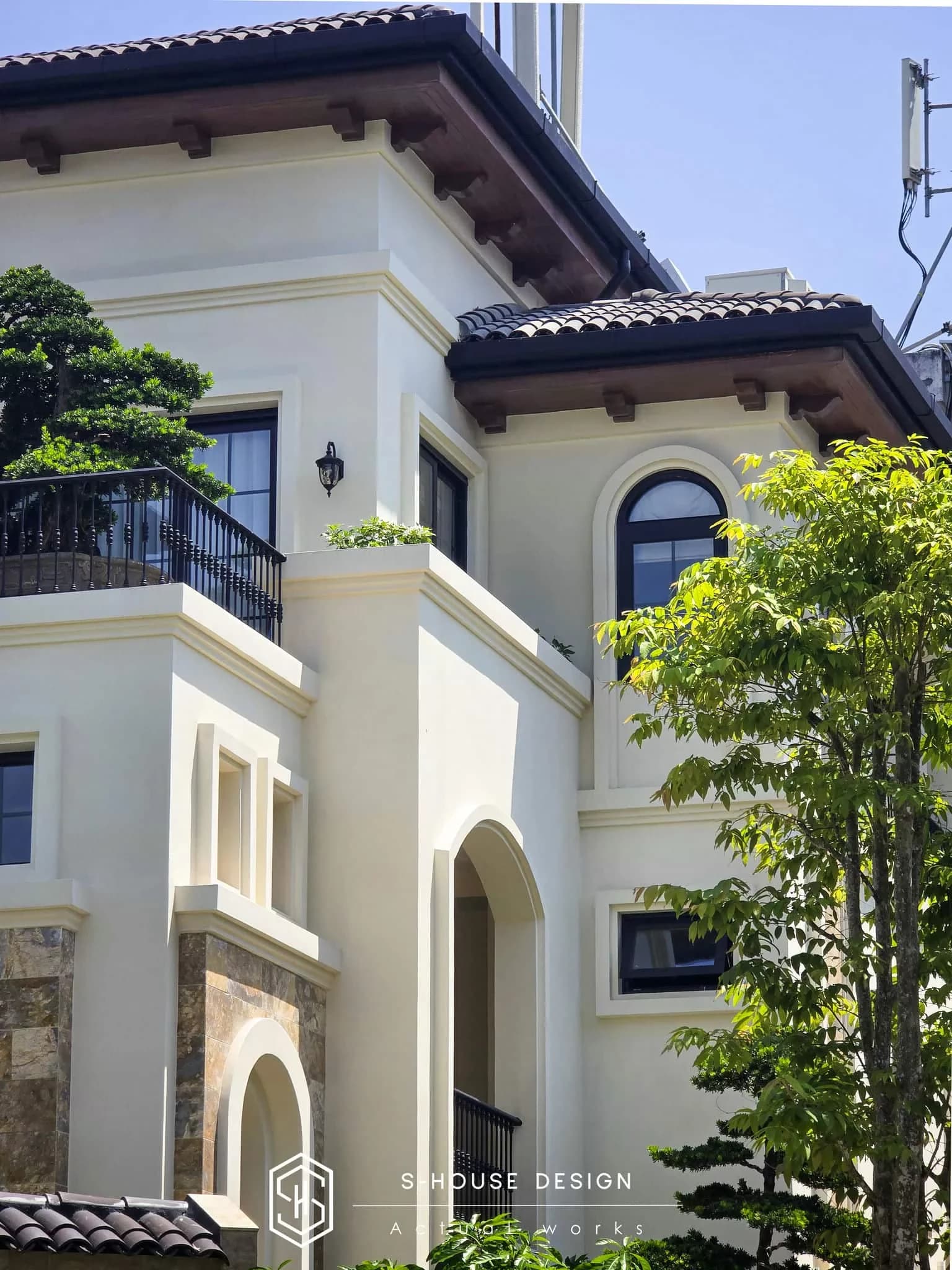 Hoàn Thiện Kiến Trúc Biệt Thự Phong Cách Địa Trung Hải (3)