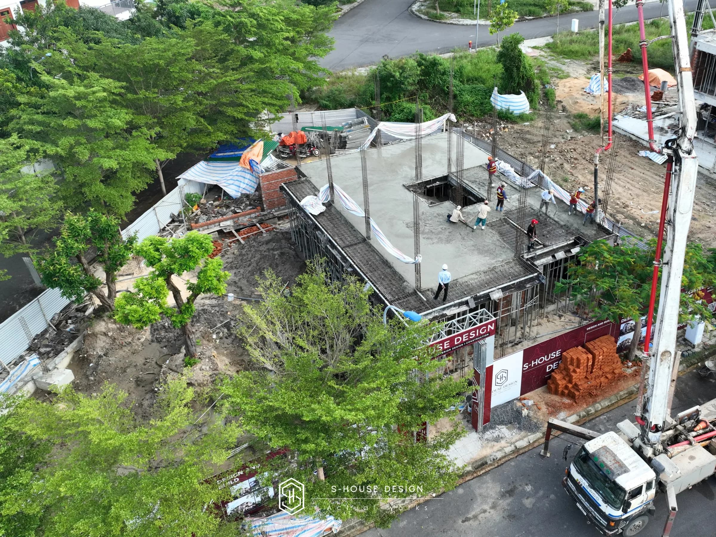 Thi công Biệt Thự Hiện Đại 3 Tầng 1 Tum