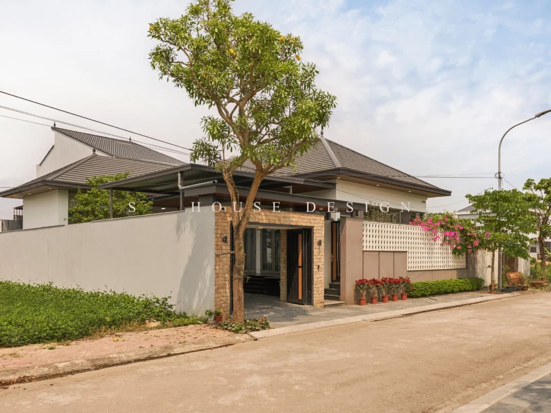 Hoàn thiện biệt thự vườn mái thái 300m2 nghỉ dưỡng tại Nghệ An