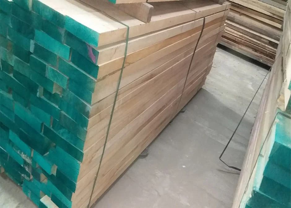 Gỗ sồi nga nhập khẩu