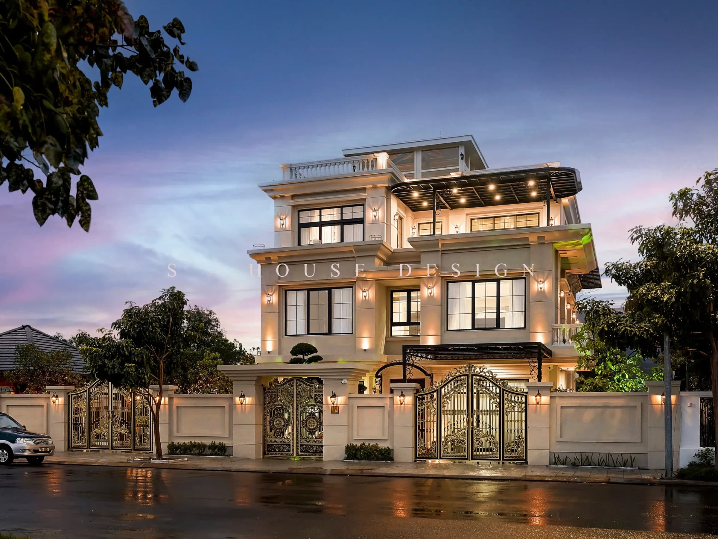 Hoàn thiện biệt thự 3 tầng Tân cổ điển quy mô 700m2 tại Nha Trang