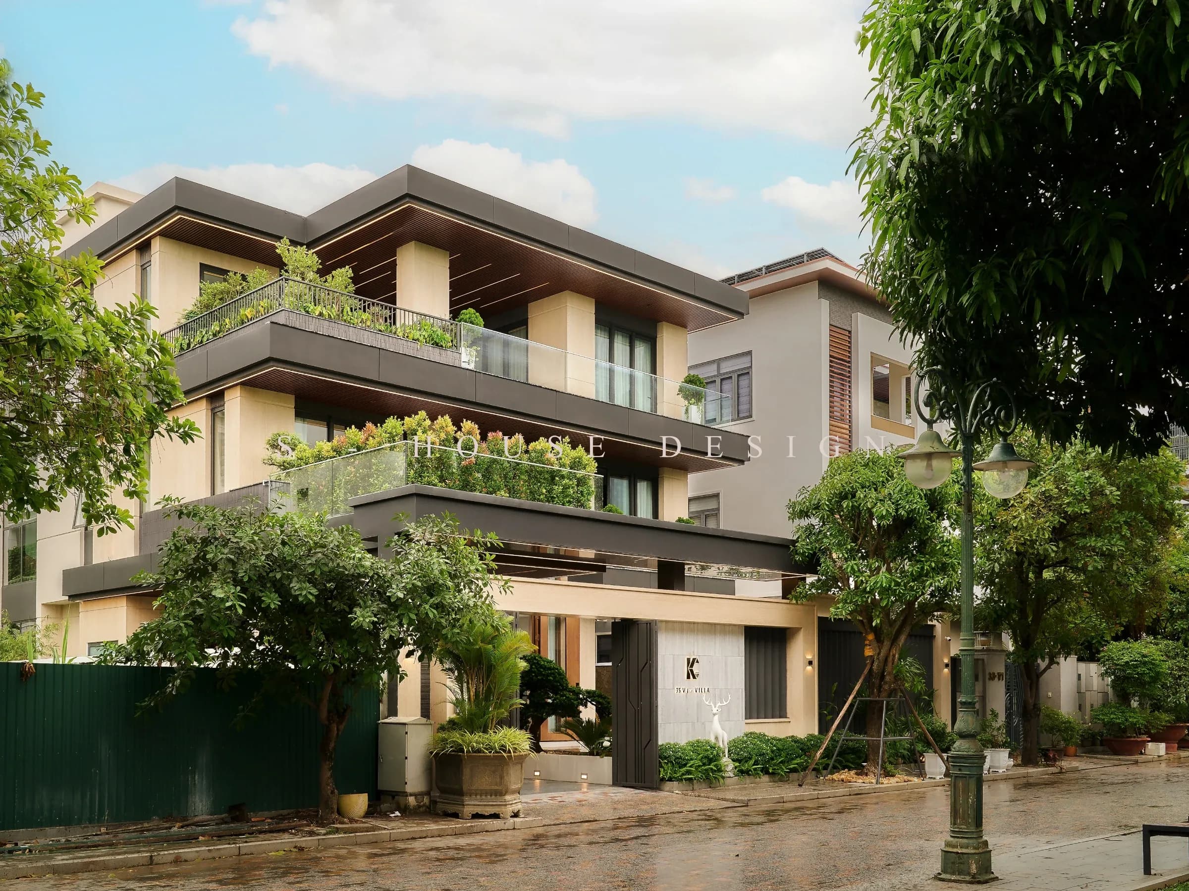 Hoàn thiện biệt thự Hiện đại 3 Tầng tại khu đô thị VCN Vip 1 Nha Trang