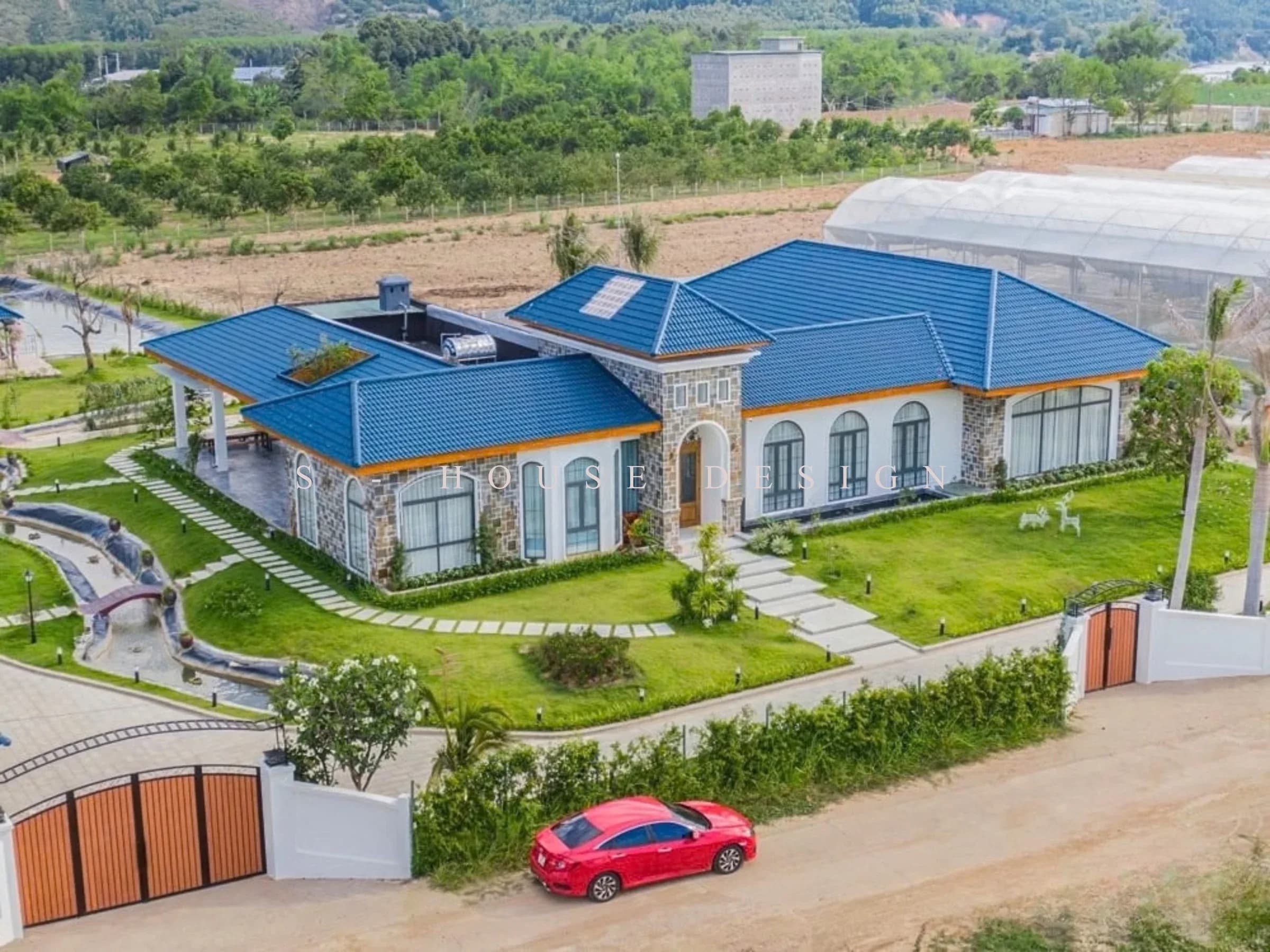 Hoàn thiện biệt thự nghỉ dưỡng Địa Trung Hải 3000m2