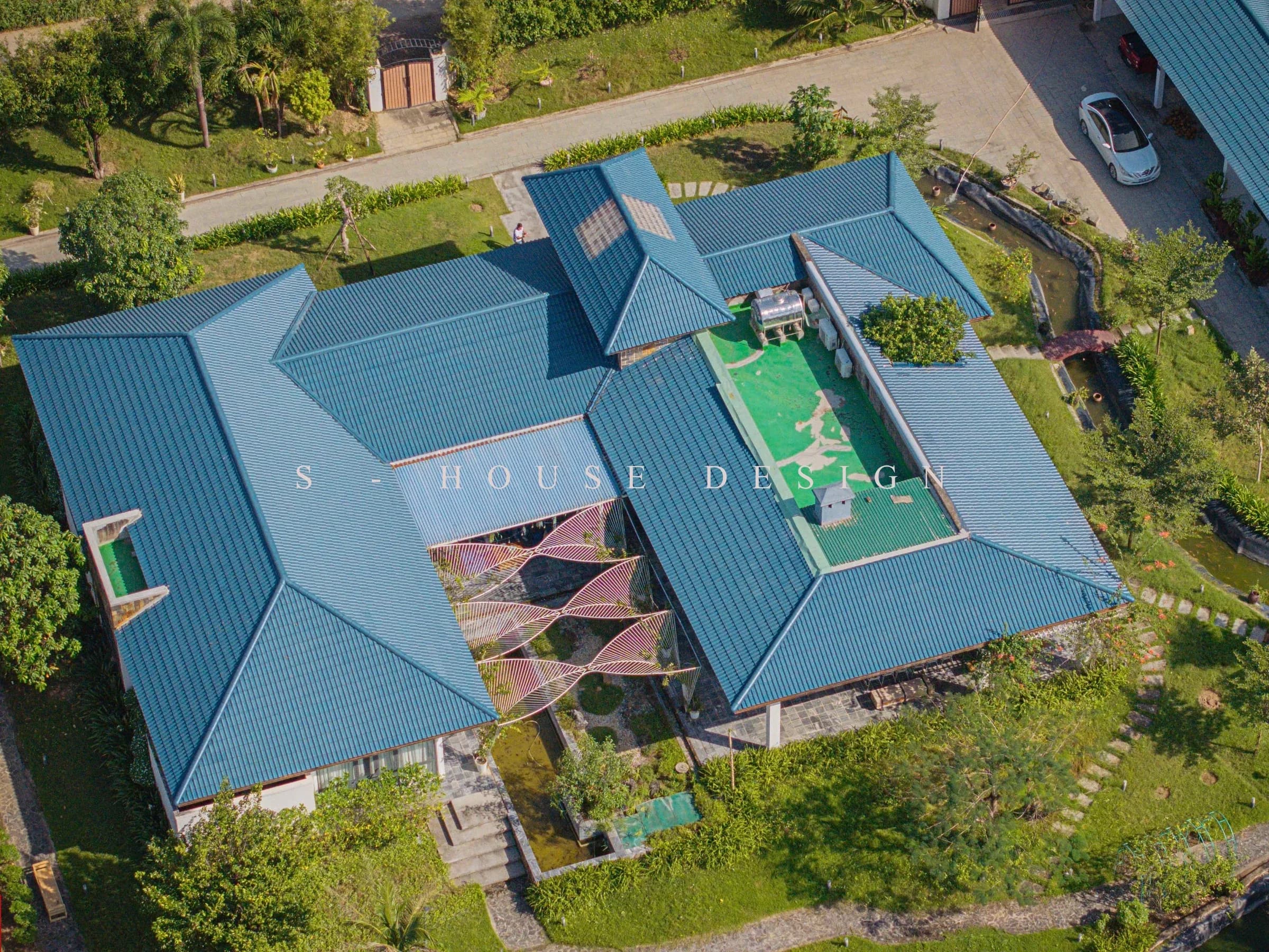 Hoàn thiện biệt thự nghỉ dưỡng Địa Trung Hải 3000m2