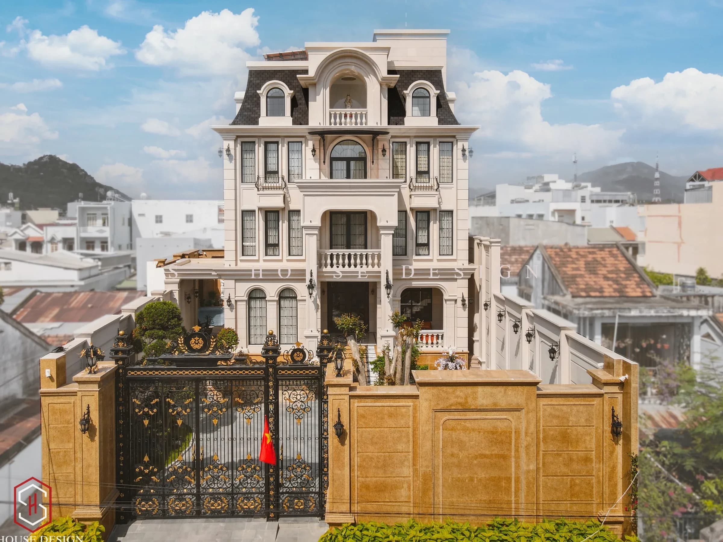 Hoàn thiện biệt thự Tân Cổ điển 3 Tầng 1 Hầm tại Khánh Hòa
