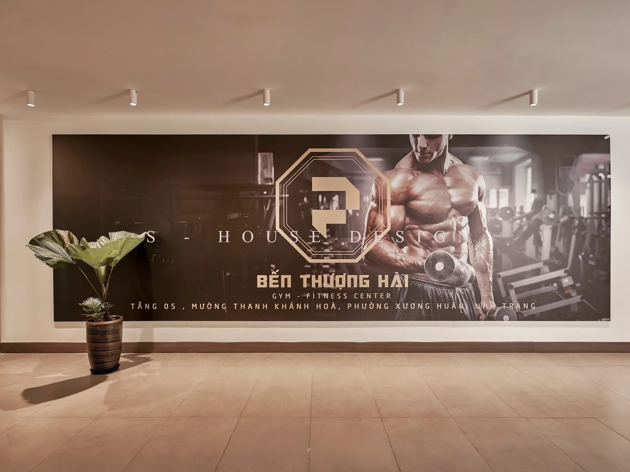 Completing the Shanghai Bund gym business project of 1500m2