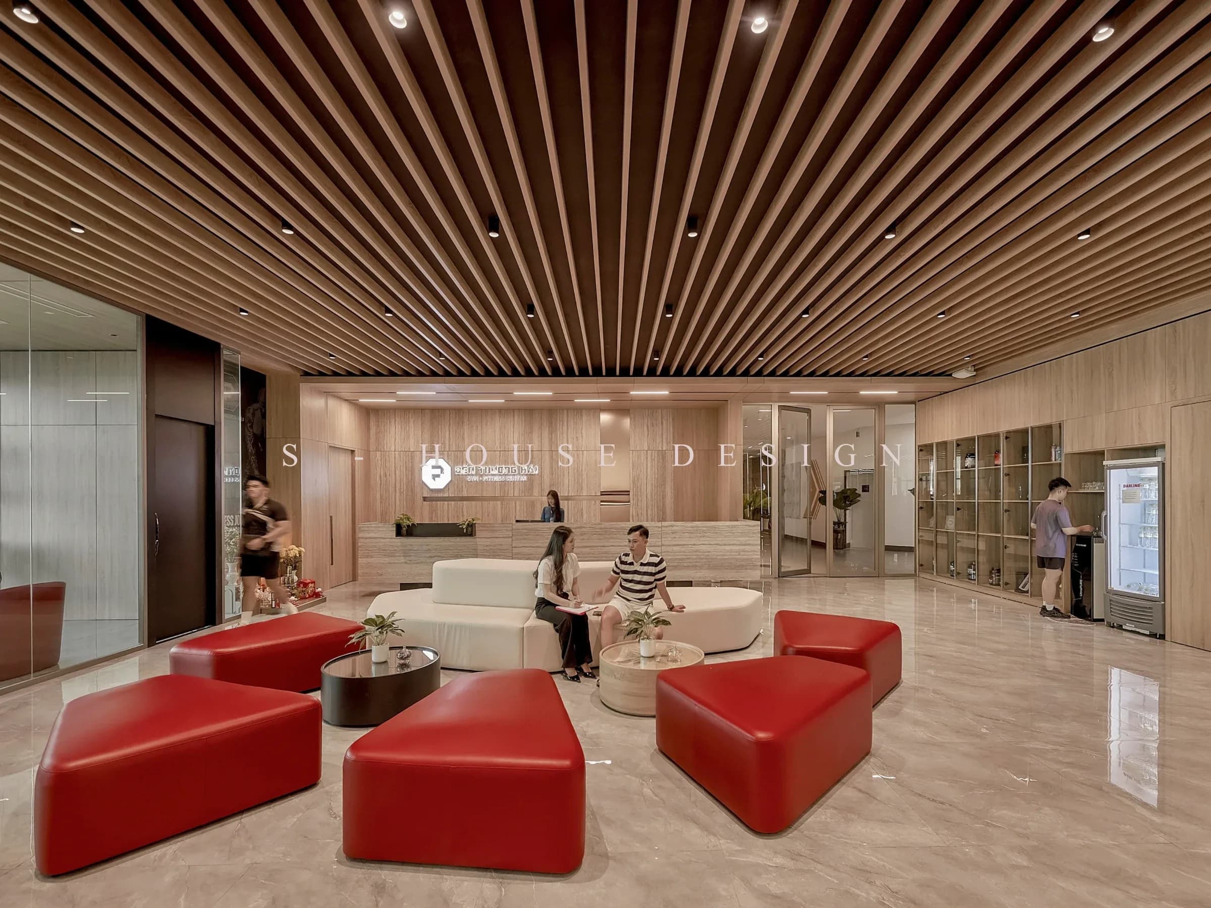 Completing the Shanghai Bund gym business project of 1500m2