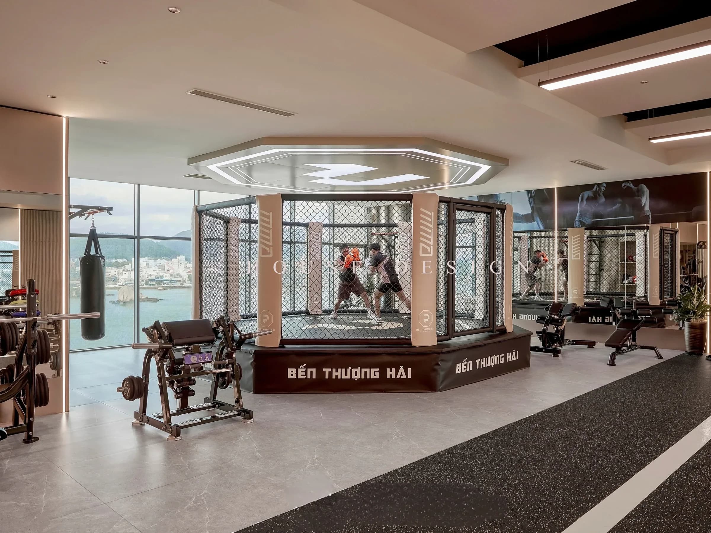 Completing the Shanghai Bund gym business project of 1500m2