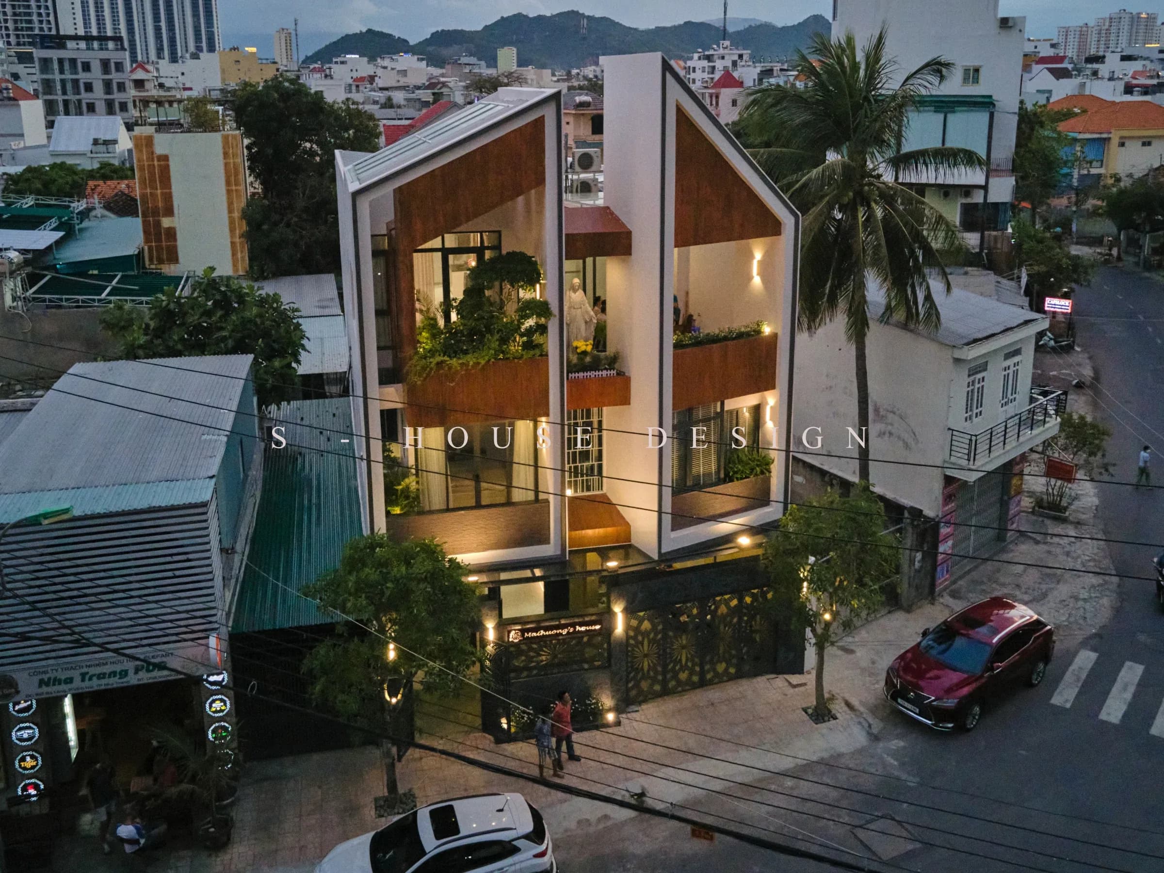 Completed modern symmetrical 3-storey townhouse in Ba Lang Khanh Hoa