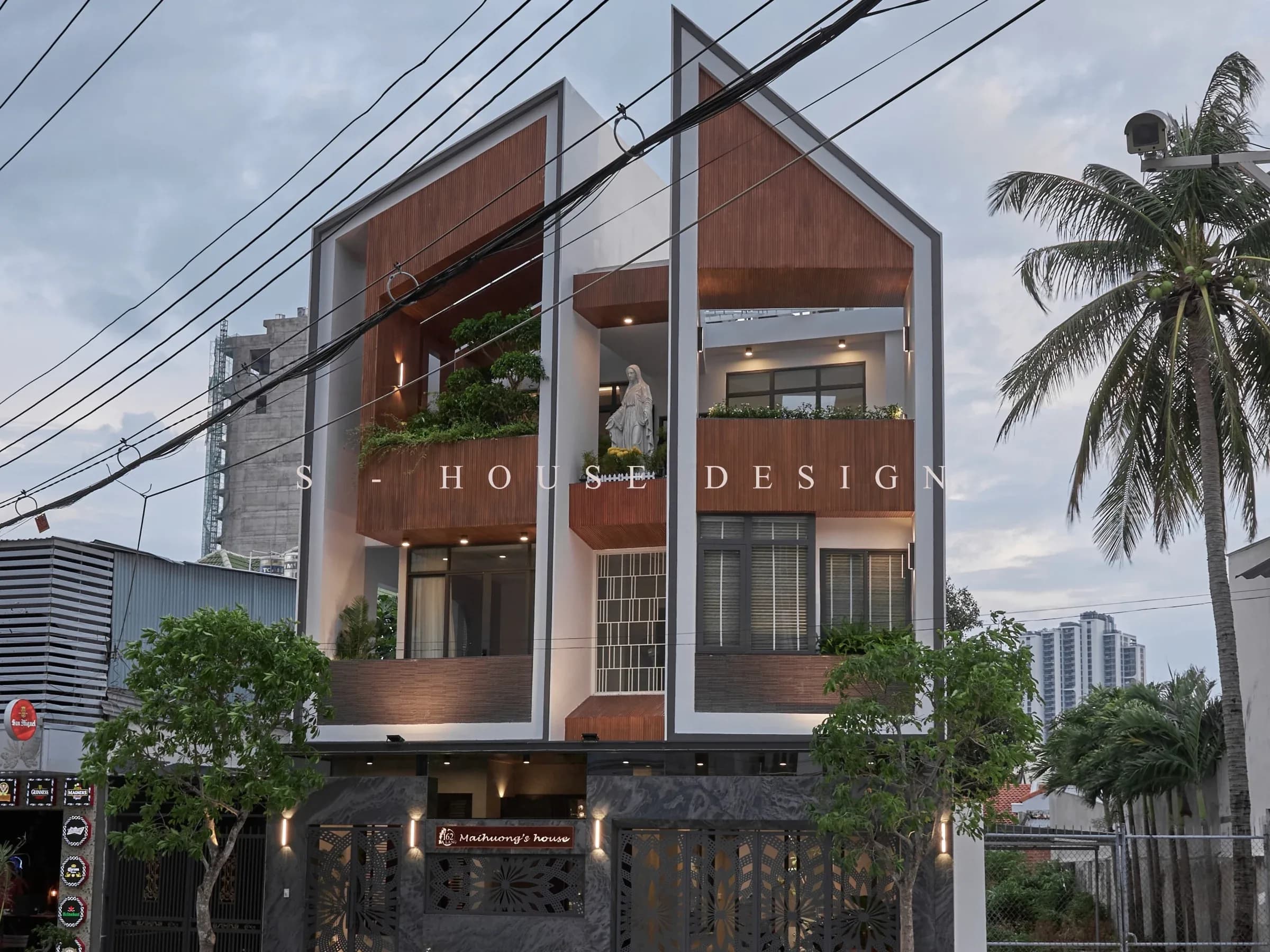 Completed modern symmetrical 3-storey townhouse in Ba Lang Khanh Hoa