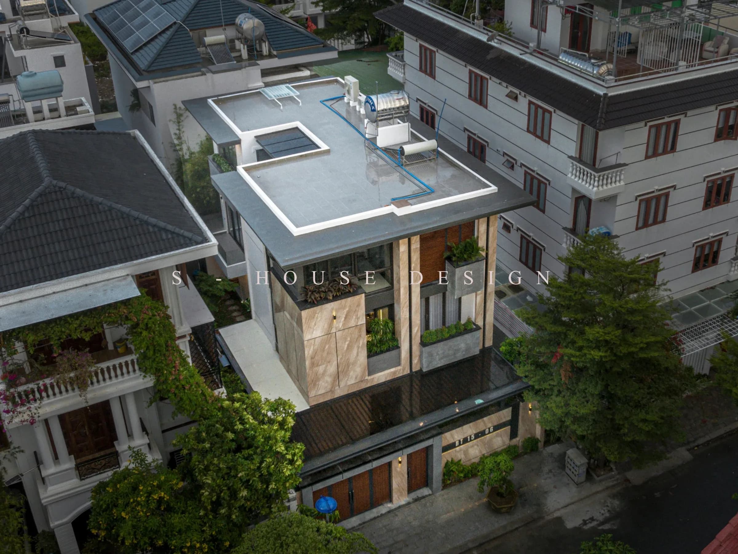 Completion of modern 3-storey townhouse in Phuoc Long urban area