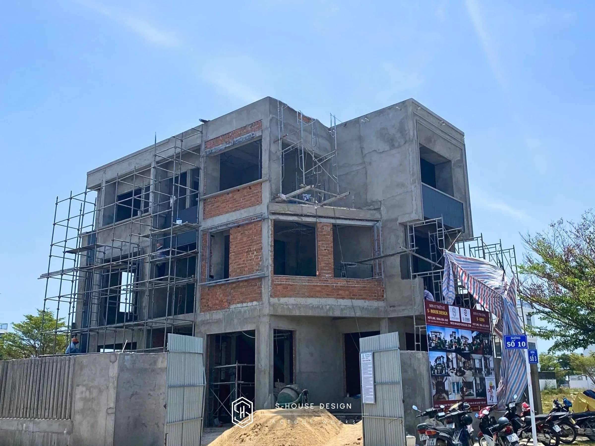 Thi công biệt thự hiện đại 3 tầng lô góc