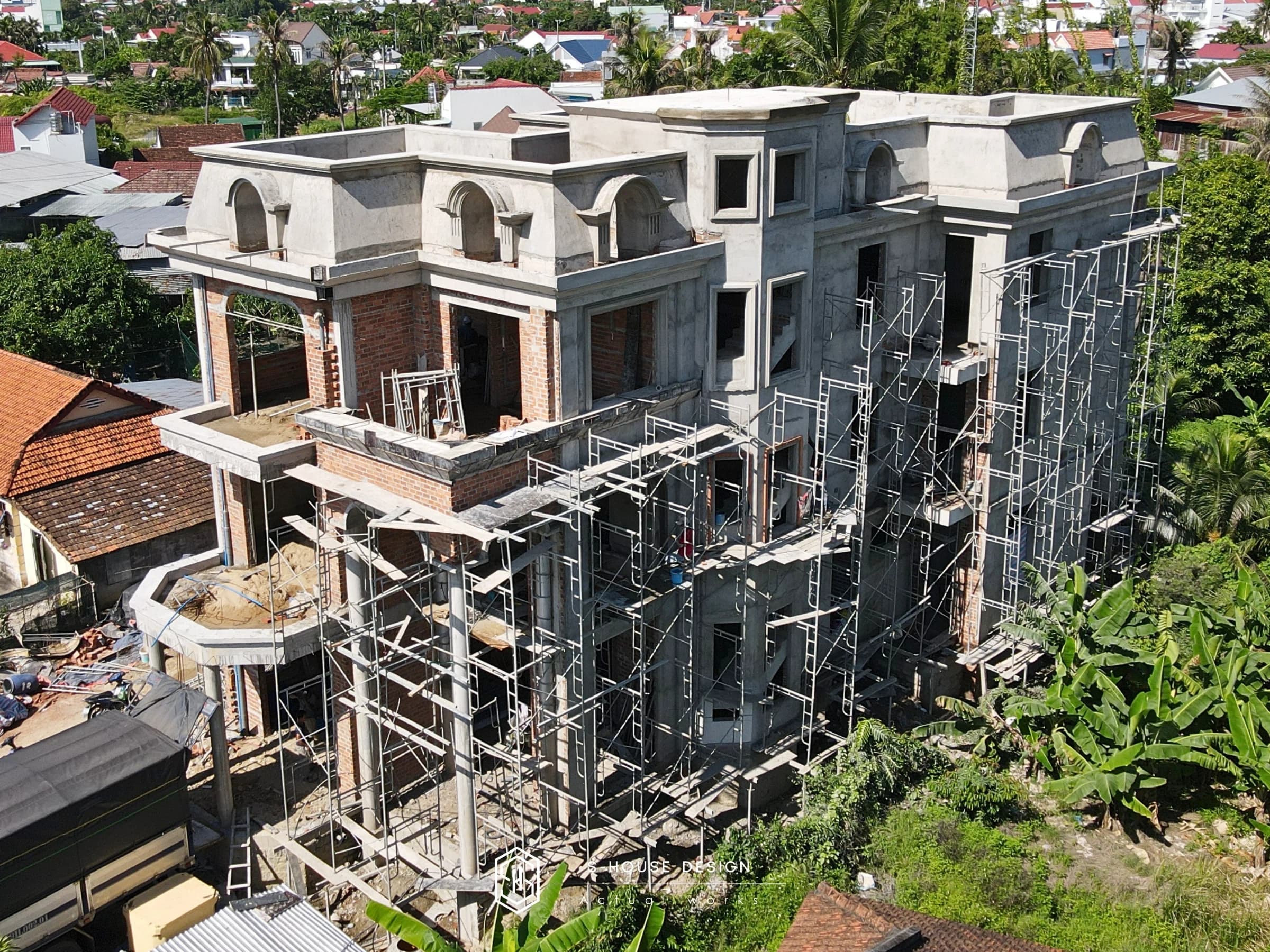 The Delight Villa - Thi công xây dựng biệt thự Tân cổ điển 3 tầng tại Diên Khánh, Khánh Hòa